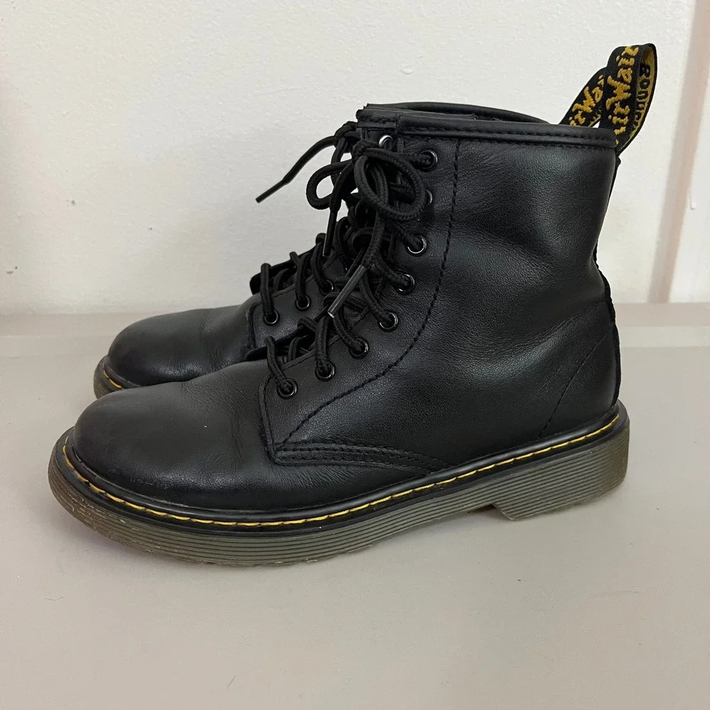 Dr. Martens brand dr